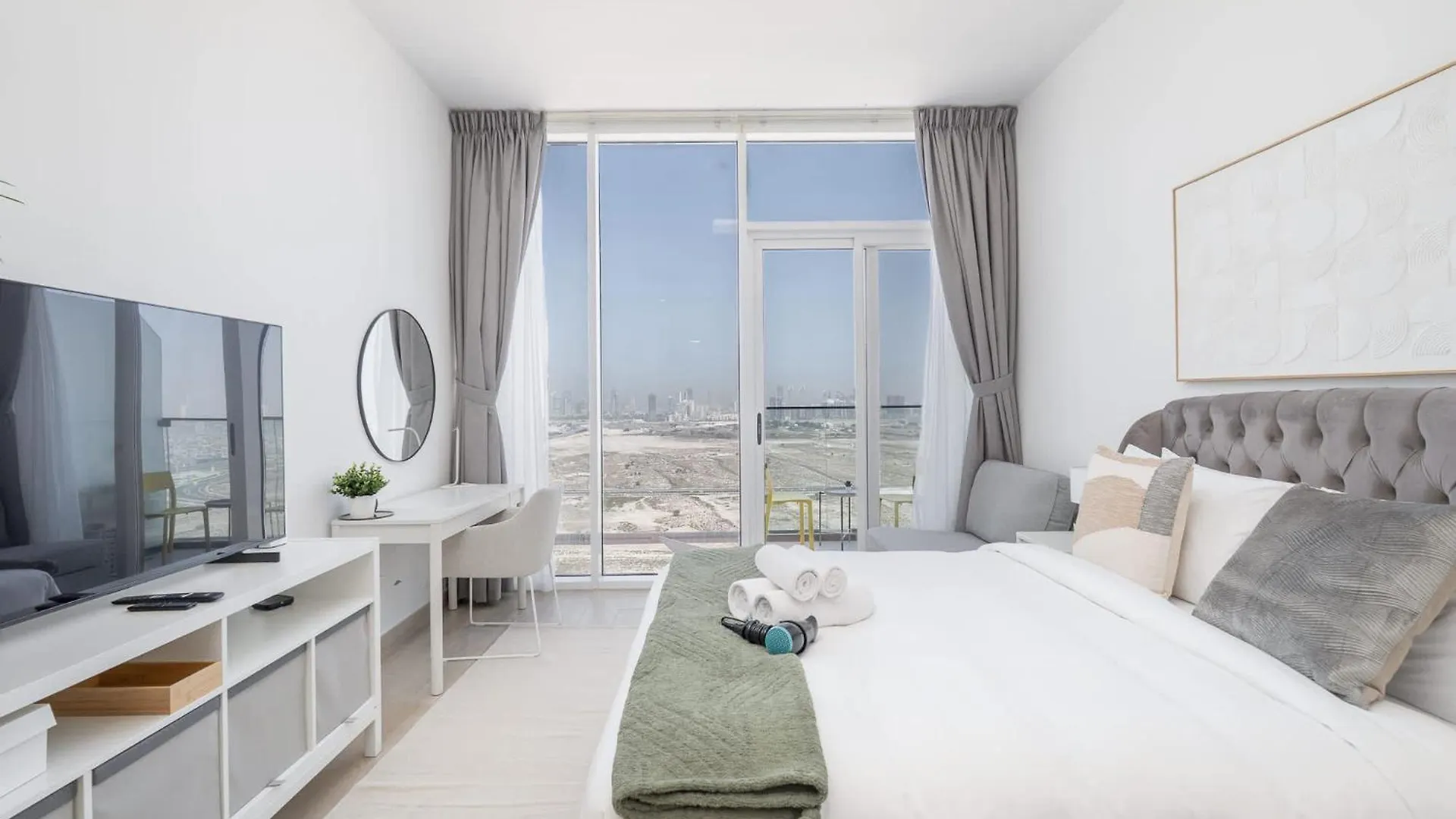 Apartment Majestic Studio In Bloom Tower C Perfect For 2 Dubai United Arab Emirates