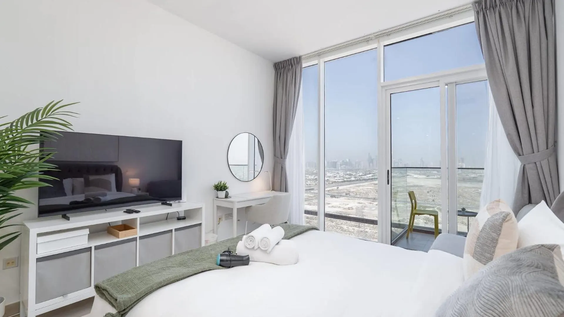 Majestic Studio In Bloom Tower C Perfect For 2 Dubai