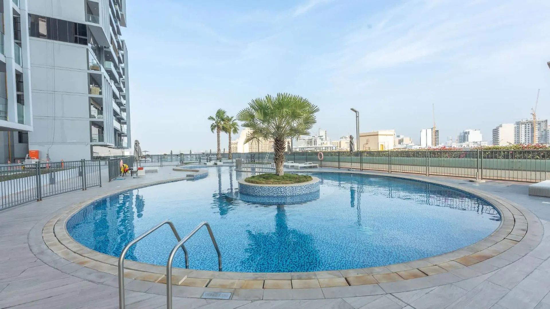Majestic Studio In Bloom Tower C Perfect For 2 Dubai