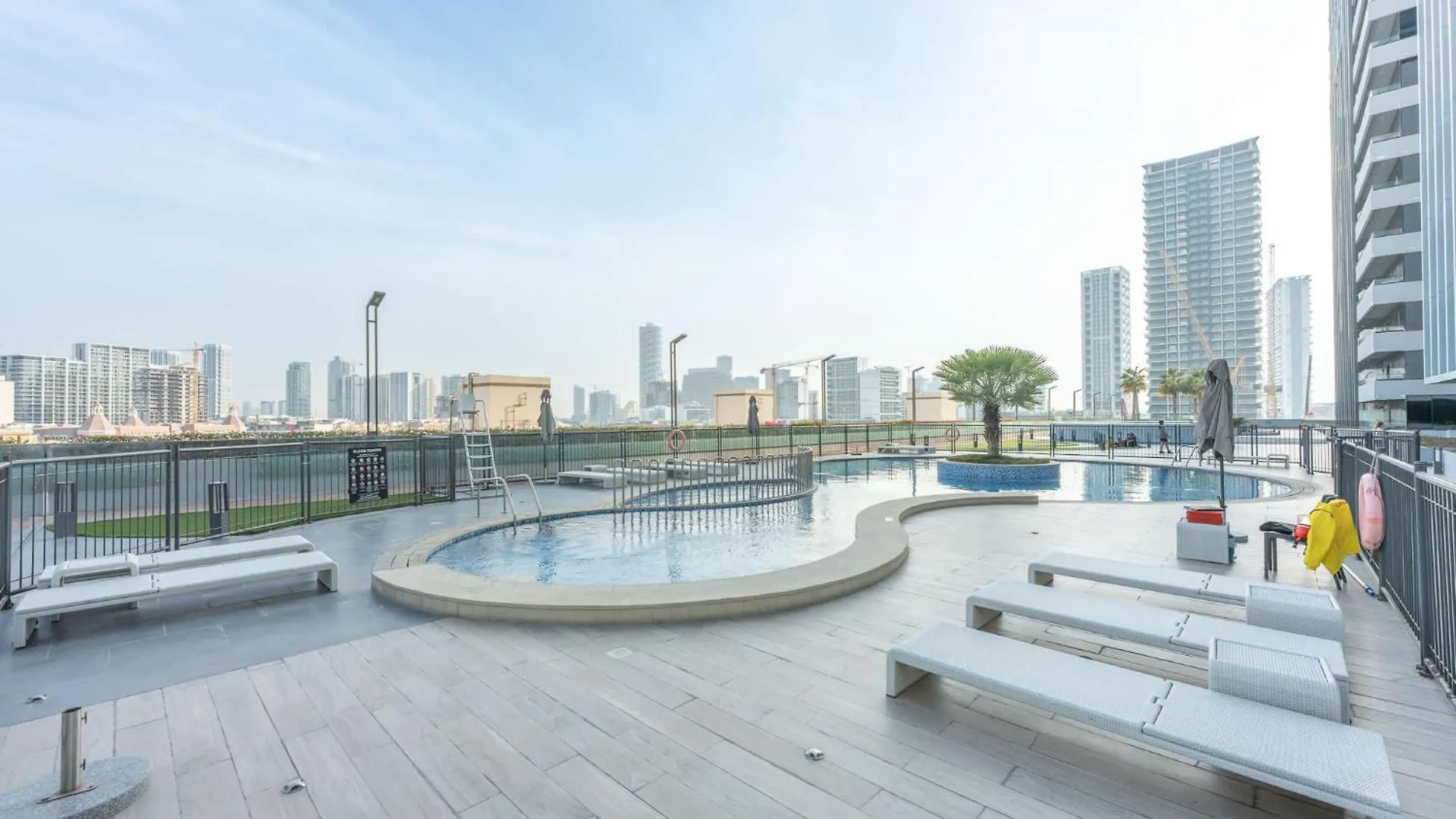 Apartment Majestic Studio In Bloom Tower C Perfect For 2 Dubai